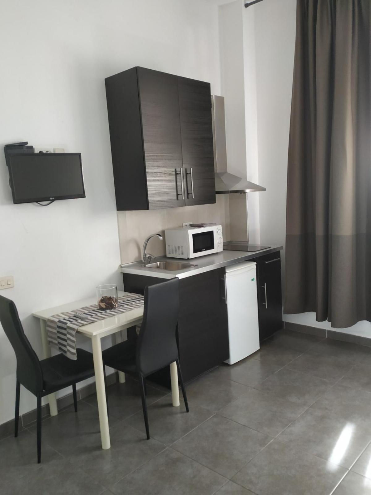 Apartamentos El Patio Los Llanos De Aridane Eksteriør bilde