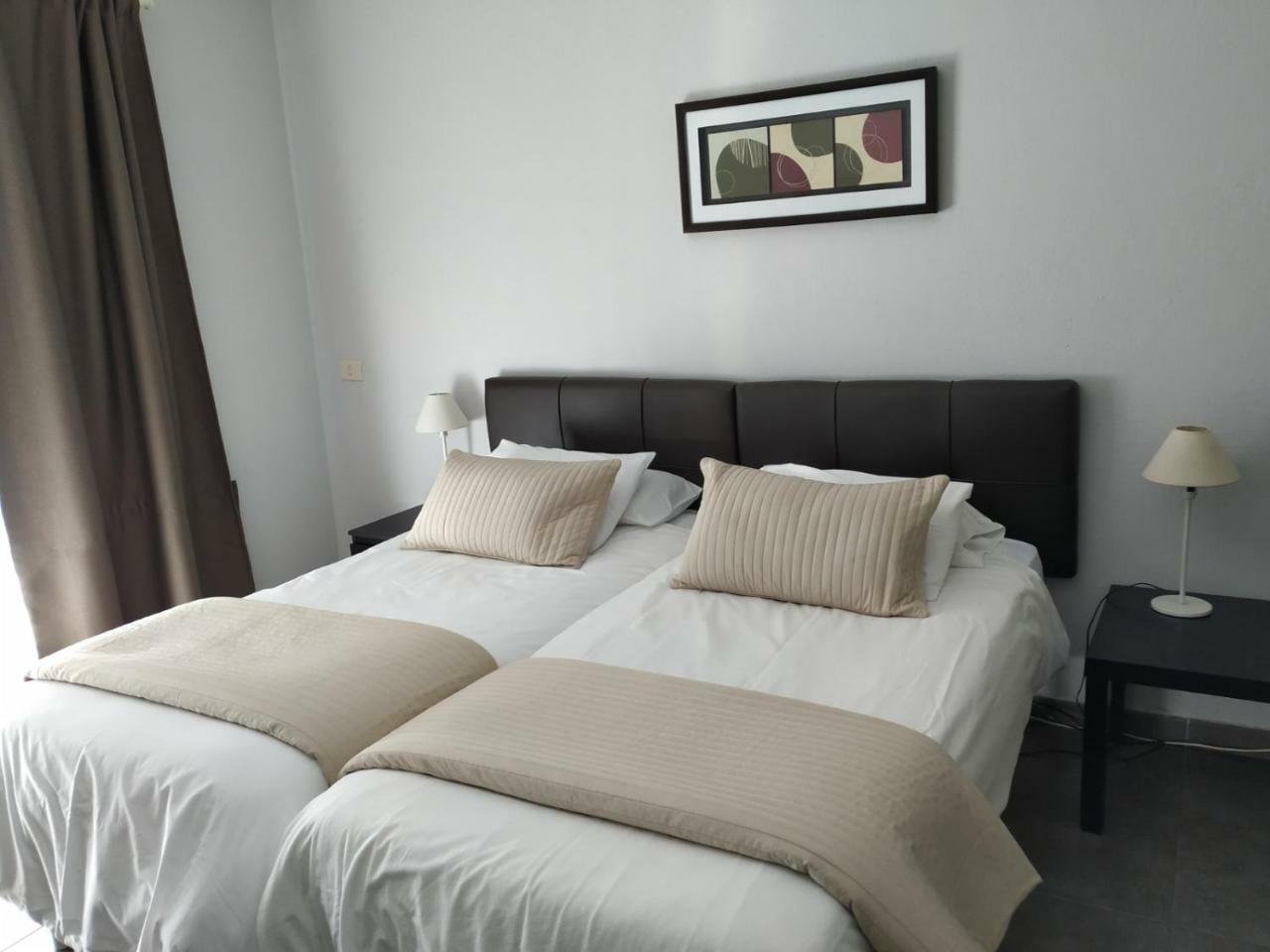 Apartamentos El Patio Los Llanos De Aridane Eksteriør bilde