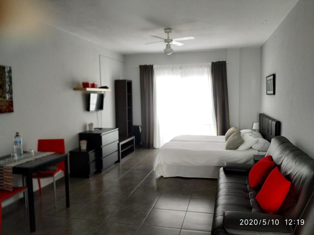 Apartamentos El Patio Los Llanos De Aridane Eksteriør bilde